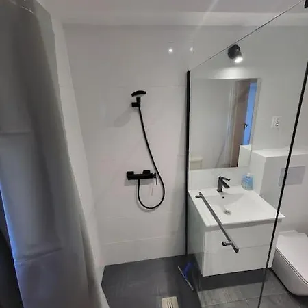 Mieszkanie Na Starym Podgórzu. Apartamento *